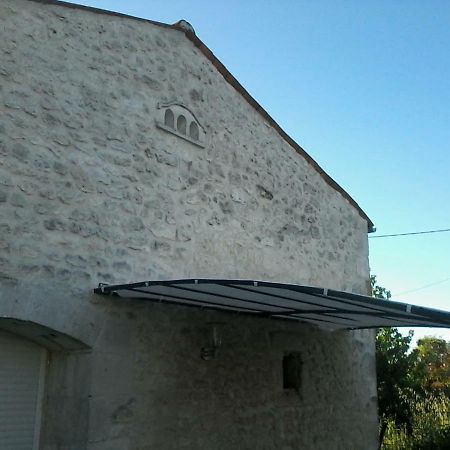 Gite Climatise *** Le Pigeonnier Понс Екстериор снимка